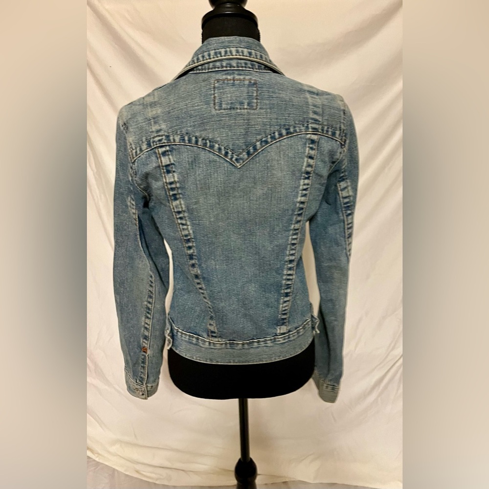 True Religion Vintage M denim jacket. 🔥‼️ - Picture 5 of 6